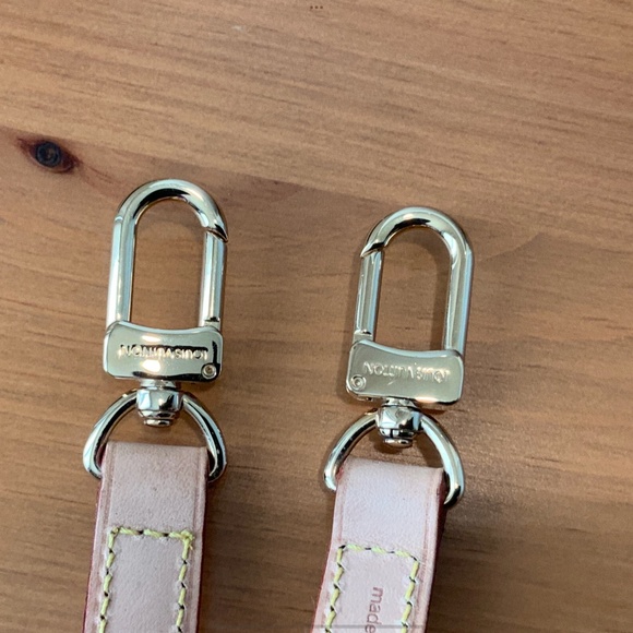 Louis Vuitton Vachetta Leather Shoulder Strap - Picture 10 of 16